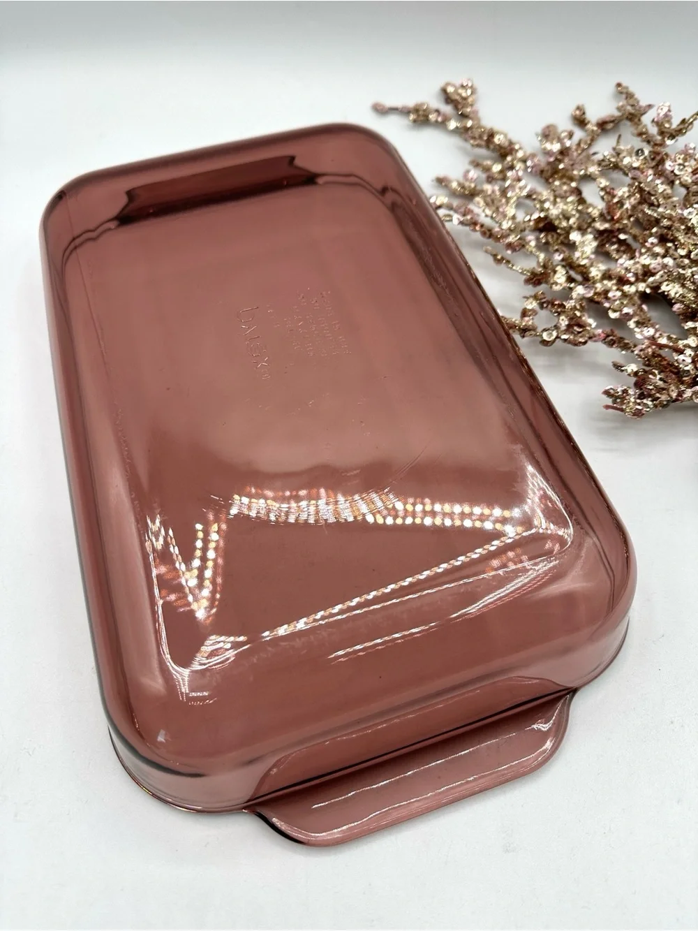 Pyrex Cranberry 232-R 11 x 7” Baking Dish